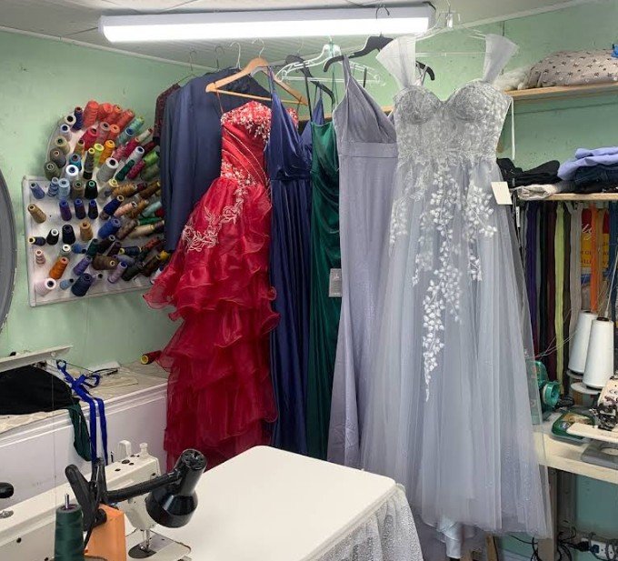 Rossland Oxford Dry Cleaners and Tailoring Featured image